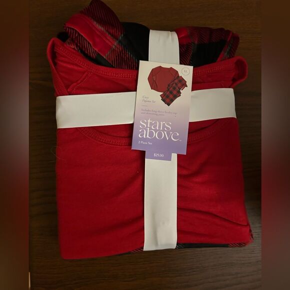 NWT Stars Above Pajama Set Women's size XL - Picture 2 of 3